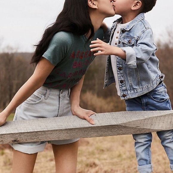 New Anthopologie x Chaser Seas Embroidered Print Linen Blend Tee NWT Small - Picture 2 of 11